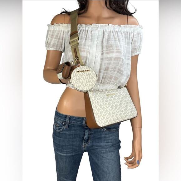 Michael Kors White/Tan Jet Set Logo Crossbody Bag with Case  Apple AirPods Pro - Picture 1 of 14